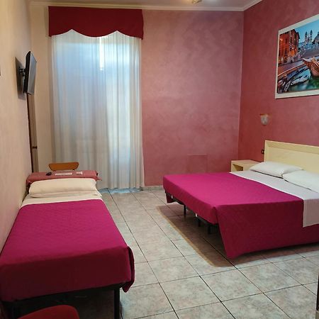 Hotel Principe Amedeo Рим Экстерьер фото
