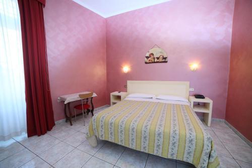 Hotel Principe Amedeo Рим Экстерьер фото